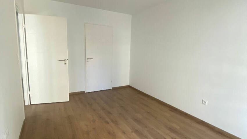 55727037h - Attribut alt par défaut.