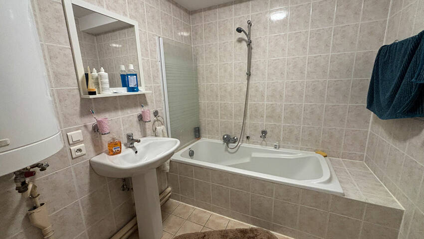 59798337c - Attribut alt par défaut.