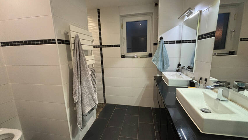 59824920c - Attribut alt par défaut.