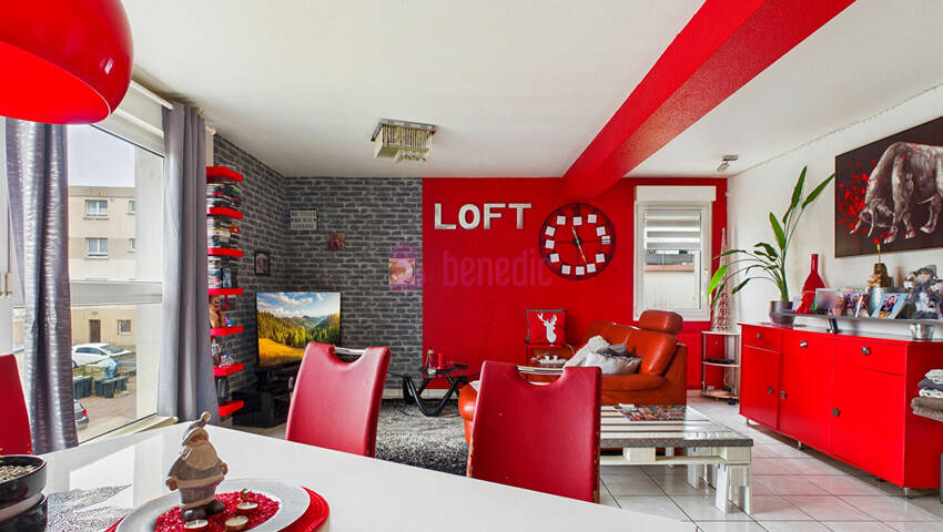 60028572b - Attribut alt par défaut.