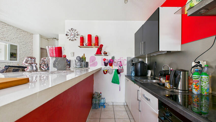 60028572f - Attribut alt par défaut.