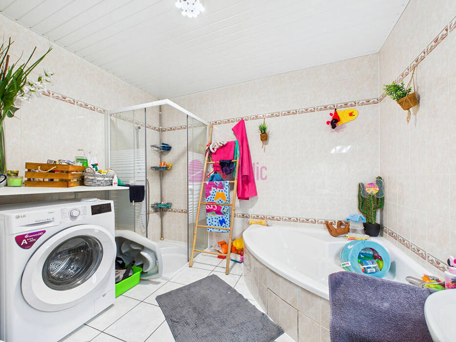 60028572o - Attribut alt par défaut.