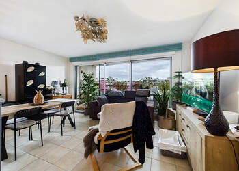 59873131b - Attribut alt par défaut.