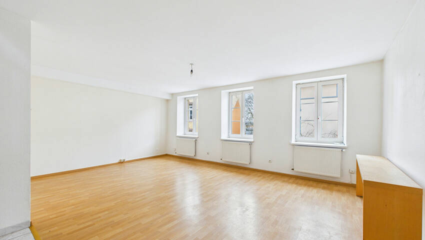 59925188b - Attribut alt par défaut.