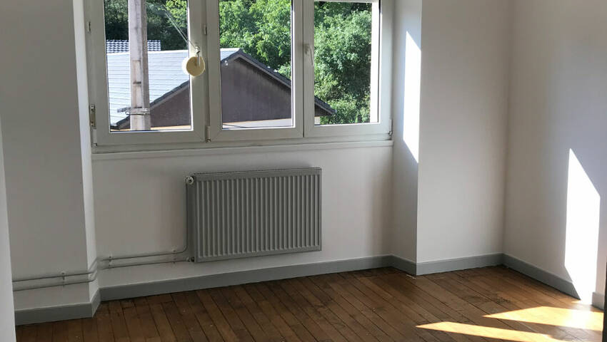 60034758c - Attribut alt par défaut.