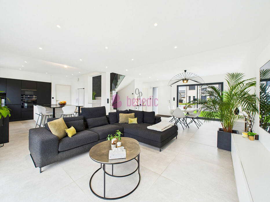 60038645e - Attribut alt par défaut.