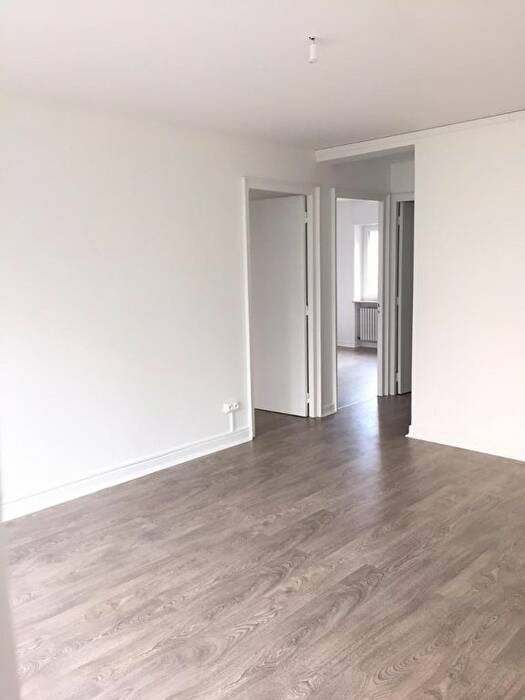 18775779f - Attribut alt par défaut.