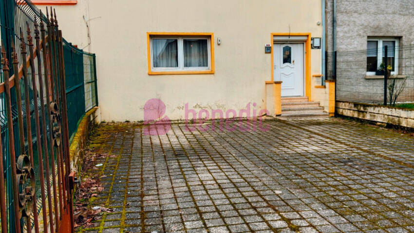 60048719b - Attribut alt par défaut.