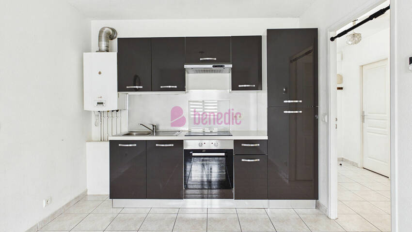 59812429f - Attribut alt par défaut.