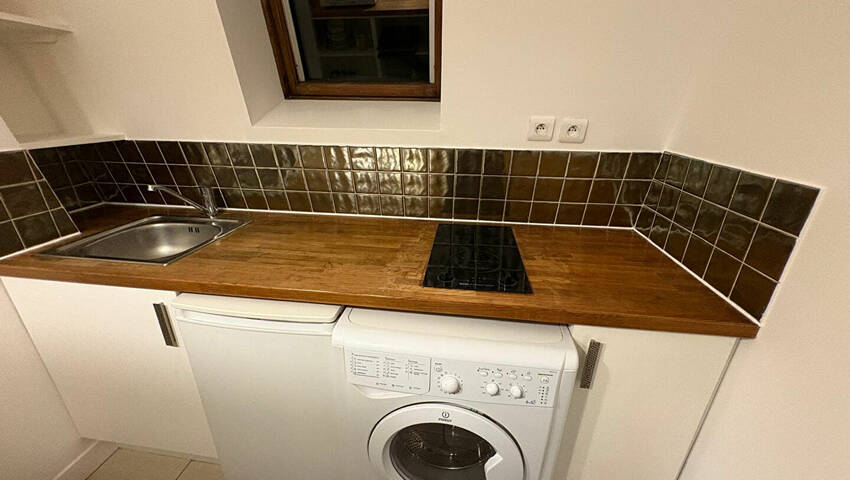 60061655d - Attribut alt par défaut.