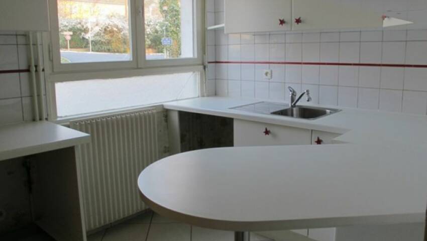 4253631c - Attribut alt par défaut.