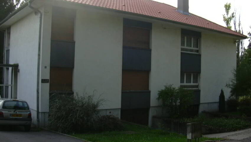 4253631g - Attribut alt par défaut.