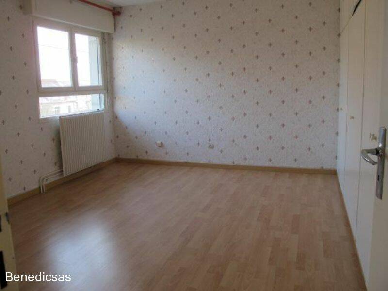 4253631h - Attribut alt par défaut.