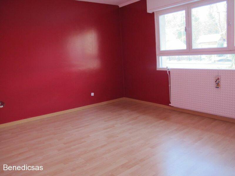 4253631j - Attribut alt par défaut.