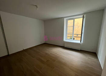 59994319b - Attribut alt par défaut.