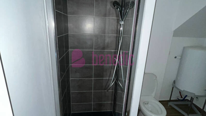 59994319d - Attribut alt par défaut.