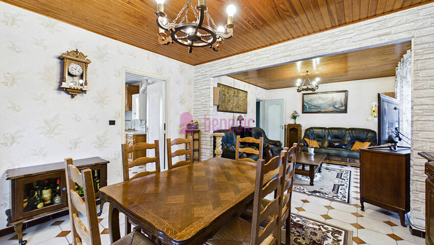 60037066f - Attribut alt par défaut.