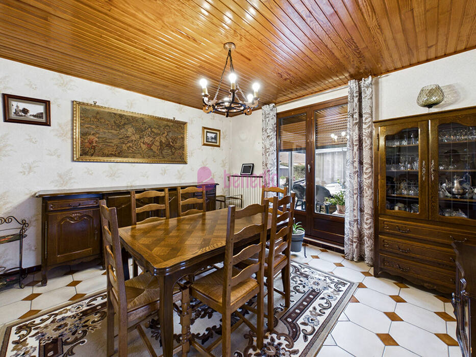 60037066j - Attribut alt par défaut.