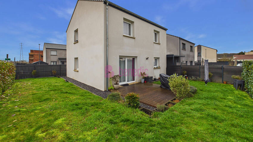 56005547a - Attribut alt par défaut.