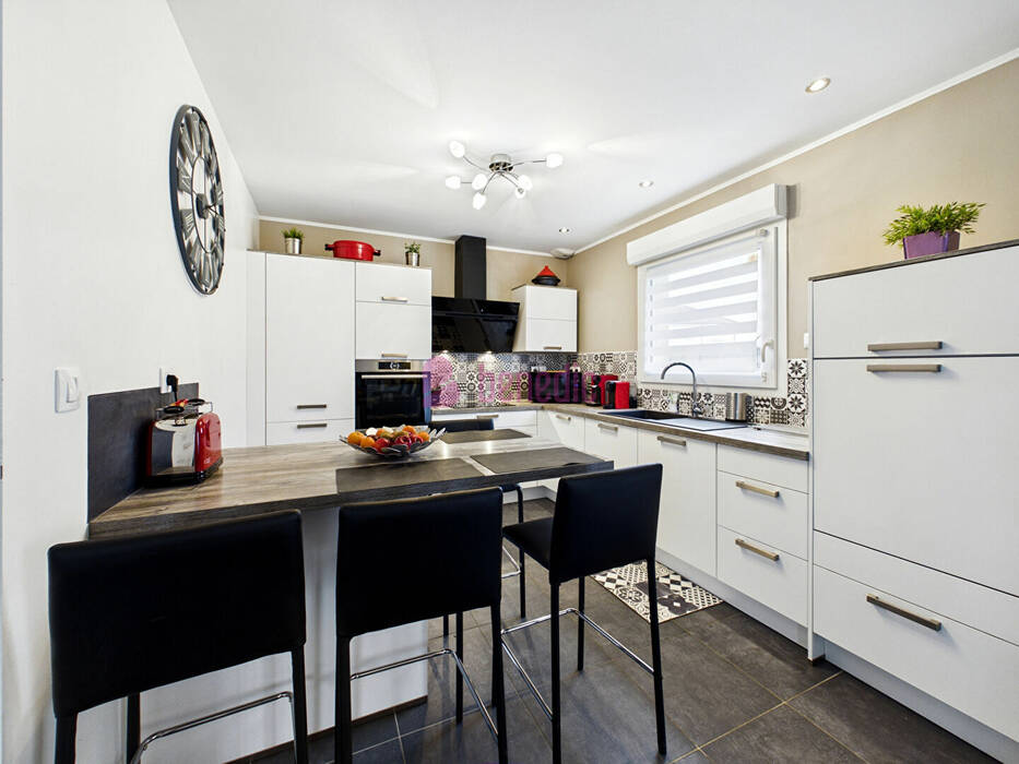 56005547c - Attribut alt par défaut.