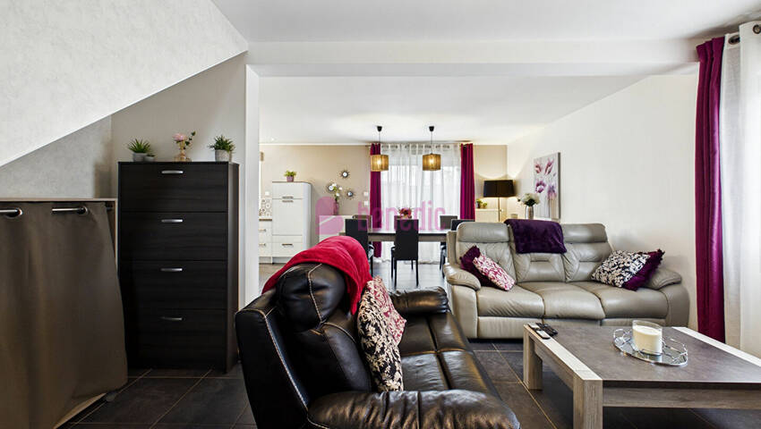 56005547f - Attribut alt par défaut.