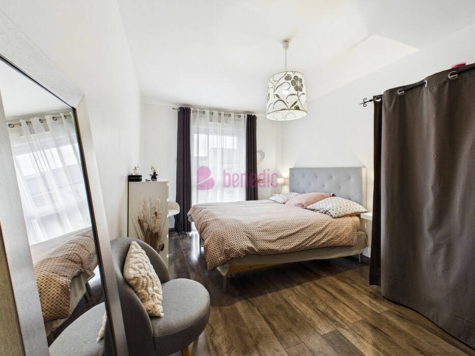 56005547i - Attribut alt par défaut.