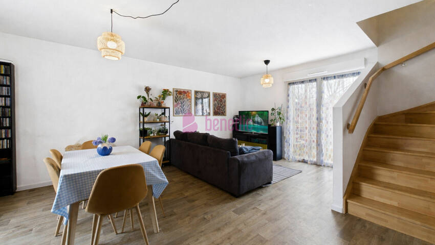 60100530a - Attribut alt par défaut.