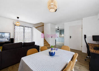 60100530c - Attribut alt par défaut.