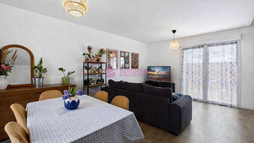 60100530e - Attribut alt par défaut.