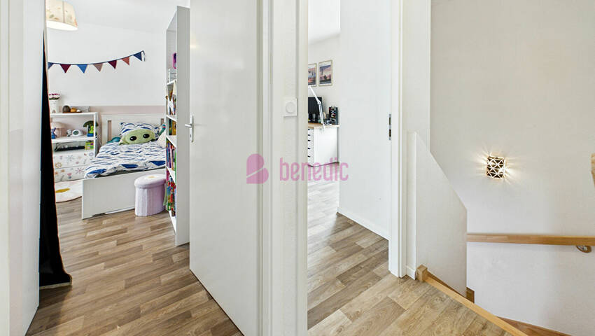 60100530l - Attribut alt par défaut.