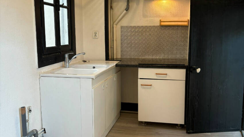 60123060c - Attribut alt par défaut.