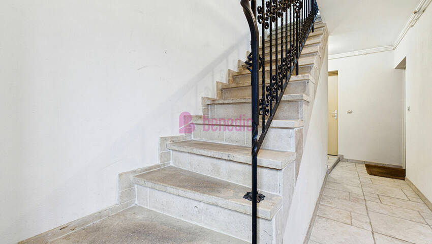 59798787o - Attribut alt par défaut.