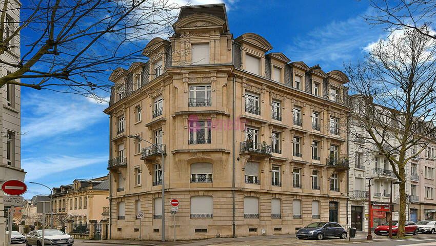 59845121a - Attribut alt par défaut.