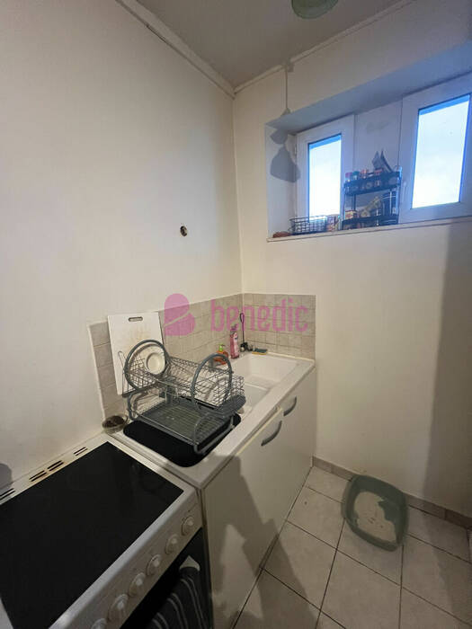 59994203c - Attribut alt par défaut.