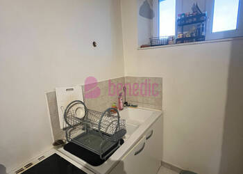 59994203c - Attribut alt par défaut.