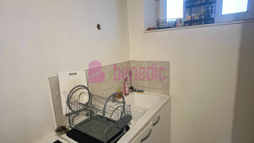 59994203c - Attribut alt par défaut.