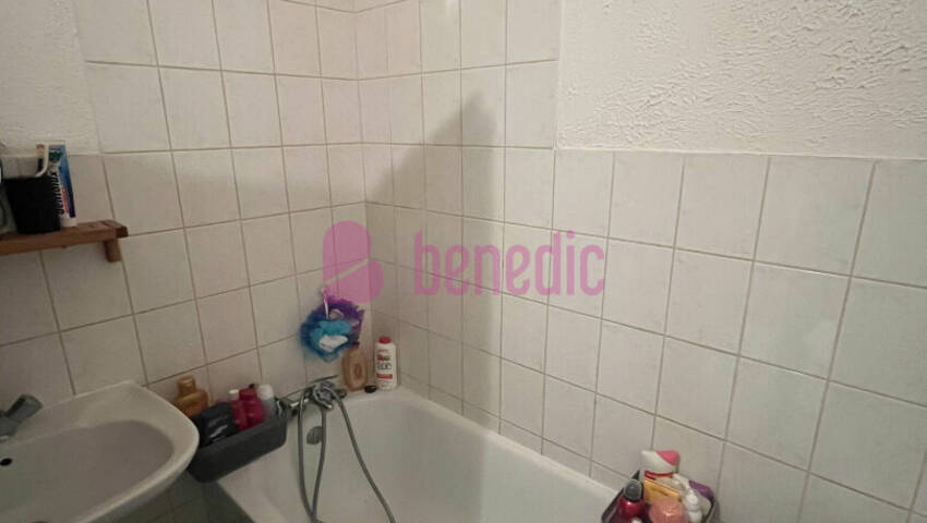 59994203e - Attribut alt par défaut.