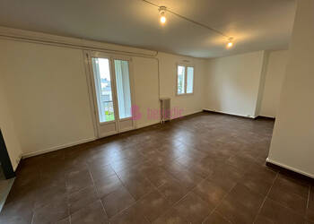 5477572a - Attribut alt par défaut.