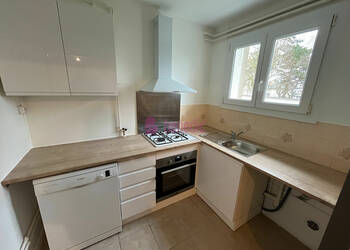 5477572c - Attribut alt par défaut.