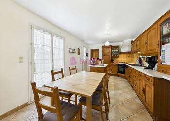 59974228b - Attribut alt par défaut.