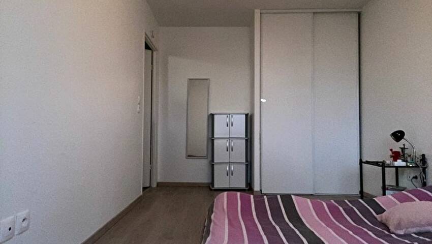 38333119f - Attribut alt par défaut.