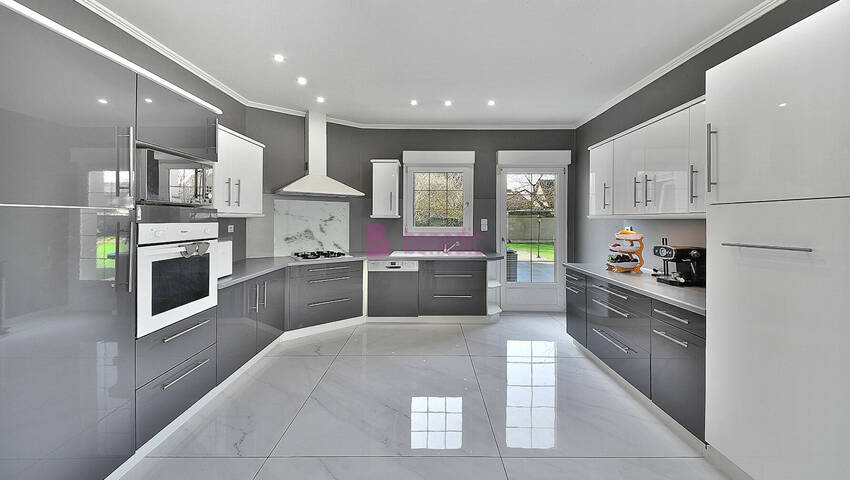 59986233e - Attribut alt par défaut.