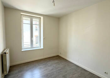 60136222d - Attribut alt par défaut.