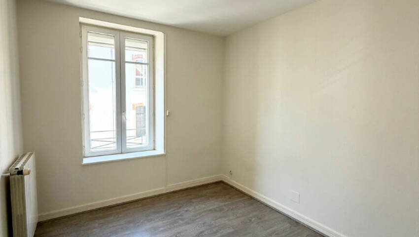 60136222d - Attribut alt par défaut.