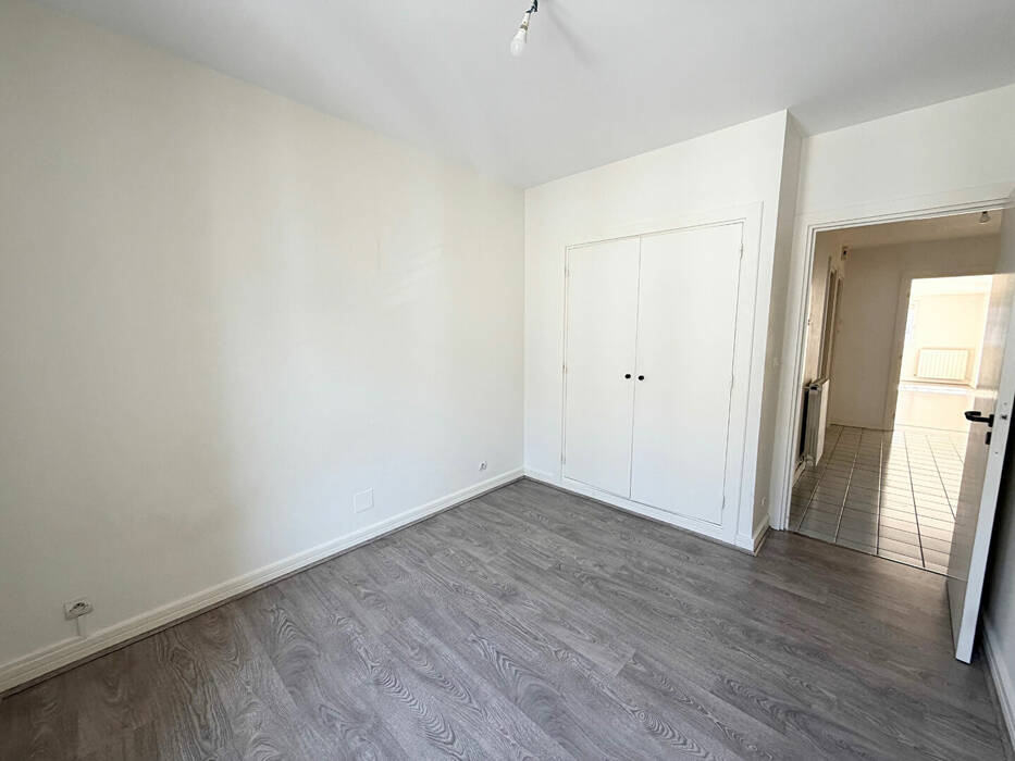 60136222e - Attribut alt par défaut.