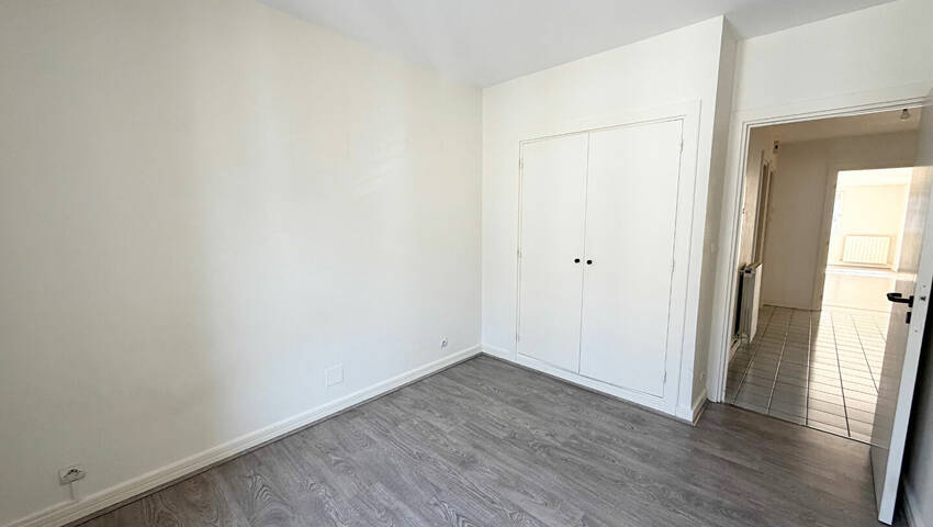 60136222e - Attribut alt par défaut.