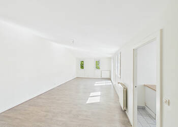 60136222b - Attribut alt par défaut.