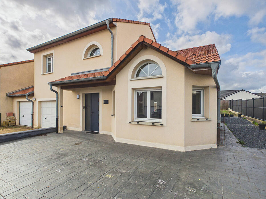 59518531b - Attribut alt par défaut.