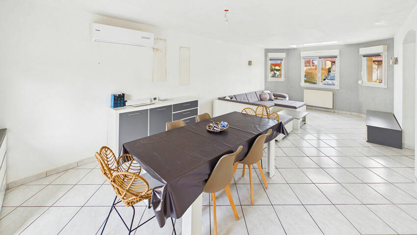 59518531f - Attribut alt par défaut.