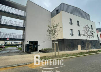 60146162a - Attribut alt par défaut.